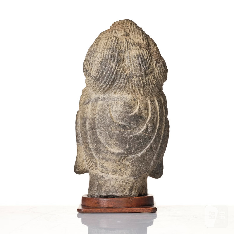 A large well sculptured head of Guanyin, - 图4